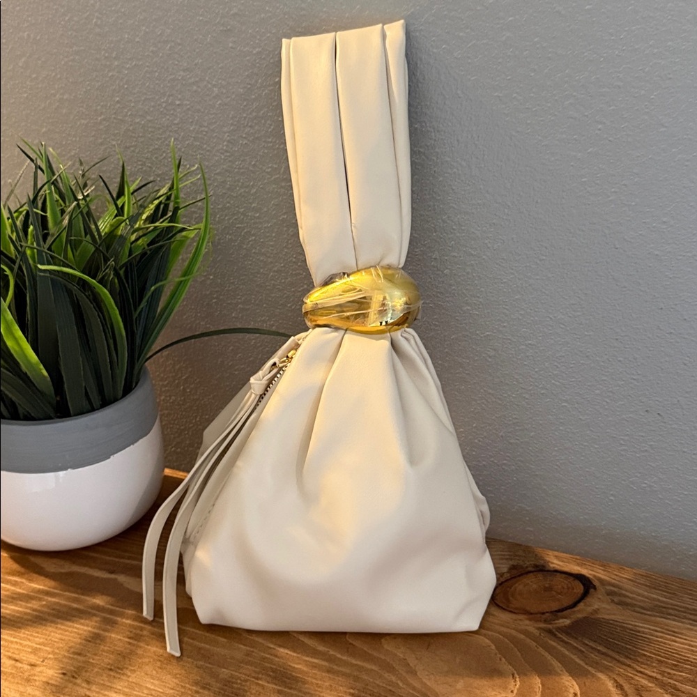 BILLINI LUCIA HANDLE BAG Knot Clutch Purse Vegan Leather Cream Handbag; NWOT - Picture 3 of 15